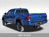 Used 2018 Toyota Tacoma TRD Sport image 5