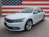 Used 2017 Volkswagen Passat 1.8T SEL Premium image 3