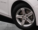 Used 2024 Chevrolet Malibu LT image 3