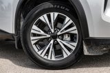 Used 2023 Nissan Rogue SV image 3