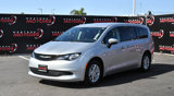 Used 2023 Chrysler Voyager LX image 3