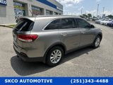 Used 2017 Kia Sorento LX image 5