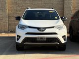 Used 2017 Toyota RAV4 SE image 2
