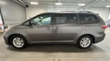 Used 2017 Toyota Sienna XLE image 6