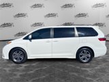 Used 2019 Toyota Sienna LE image 2