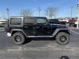 Used 2017 Jeep Wrangler Unlimited Rubicon image 2