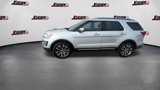 Used 2017 Ford Explorer Platinum image 2