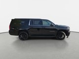 Used 2016 Chevrolet Suburban LT image 4