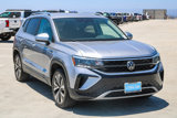 Certified 2022 Volkswagen Taos SE image 3