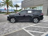 Used 2024 Nissan Pathfinder SL image 2