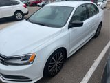 Used 2016 Volkswagen Jetta Sport image 3
