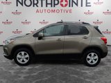 Used 2022 Chevrolet Trax LT w/ LT Convenience Package image 3