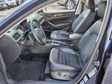 Used 2015 Volkswagen Passat 3.6 SEL Premium image 2