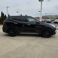 Used 2017 Hyundai Santa Fe Sport image 2