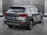 Used 2023 Volkswagen Taos SE w/ Panoramic Sunroof Package image 5