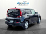 Used 2020 Kia Soul LX image 5