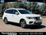 Used 2017 Nissan Pathfinder SL w/ SL Tech Package image 2