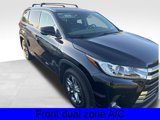 Used 2017 Toyota Highlander Limited Platinum image 4