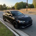 Used 2019 Audi e-tron Prestige w/ Prestige Package image 2
