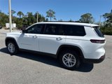 Used 2025 Jeep Grand Cherokee L Laredo image 4