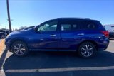 Used 2020 Nissan Pathfinder SV image 3