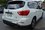 Used 2018 Nissan Pathfinder SV image 5