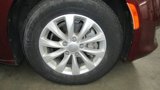 Used 2019 Chrysler Pacifica Touring-L image 4