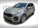 Used 2017 Kia Sportage EX image 4