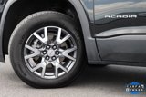 Used 2023 GMC Acadia SLT w/ Preferred Package image 3