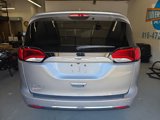 Used 2018 Chrysler Pacifica Touring-L Plus w/ Advanced Safetytec Group image 4