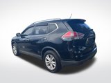 Used 2015 Nissan Rogue SV w/ SV Premium Package image 2