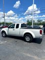 Used 2013 Nissan Frontier SV image 3