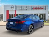 Used 2023 Nissan Altima 2.5 SR image 3