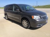 Used 2015 Chrysler Town & Country Touring image 2