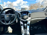 Used 2015 Chevrolet Cruze LT image 6