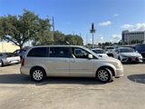 Used 2013 Chrysler Town & Country Touring image 4