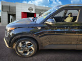 Used 2021 Hyundai Venue SEL image 2