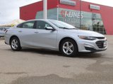 Used 2022 Chevrolet Malibu LT image 2