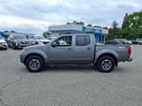 Used 2017 Nissan Frontier PRO-4X image 2
