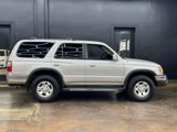 Used 2000 Toyota 4Runner SR5 image 6