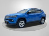 New 2025 Jeep Compass Latitude image 2