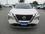 Used 2021 Nissan Rogue SV image 2