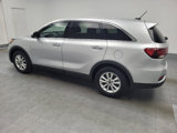 Used 2019 Kia Sorento L image 3