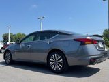 Used 2023 Nissan Altima 2.5 SV image 3
