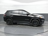 Used 2020 Jeep Compass Sport image 3