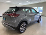 Used 2023 Nissan Kicks SV image 6