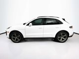 Used 2025 Porsche Macan image 2