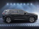 Used 2022 Nissan Rogue SV image 2