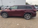 Used 2015 Toyota Highlander XLE image 2