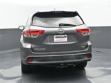 Used 2018 Toyota Highlander XLE image 4